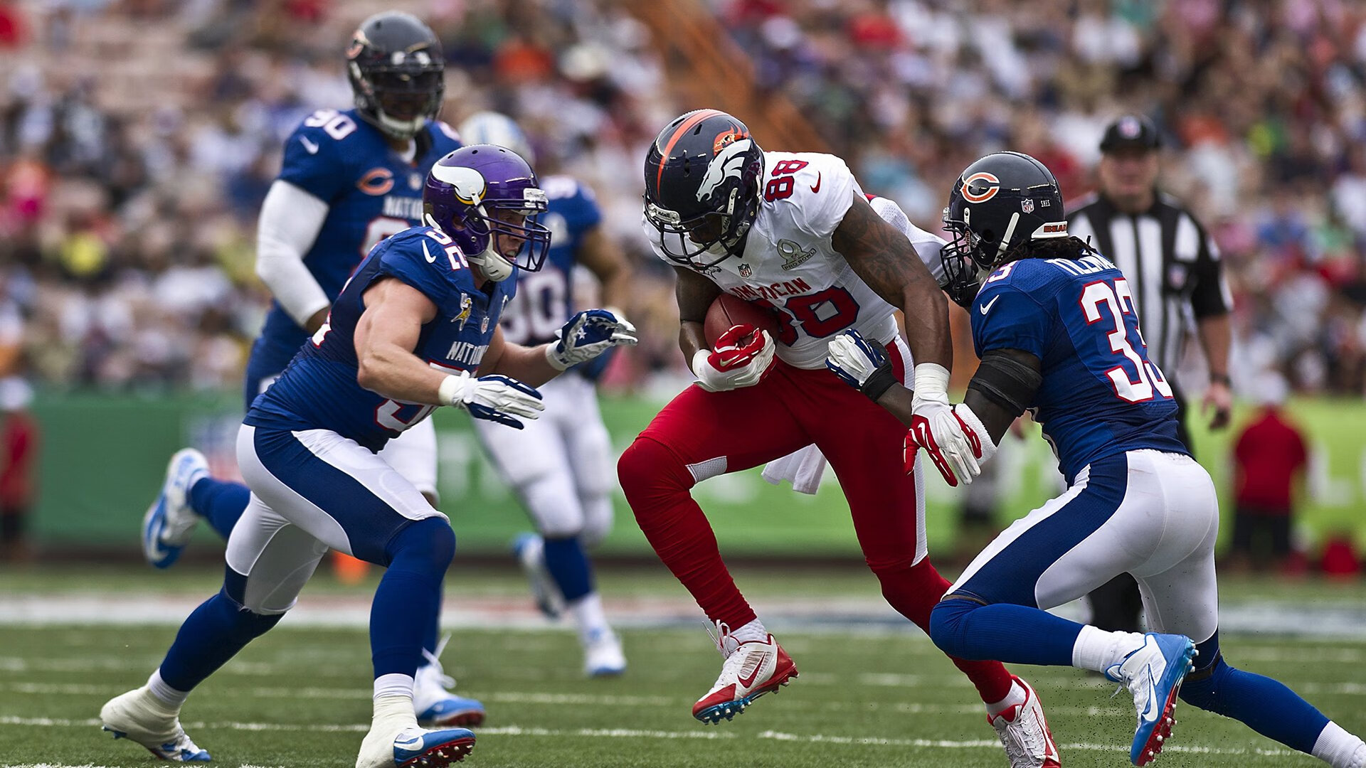 《电竞明星登陆综艺：赛场之外的精彩表现》，电竞明星队